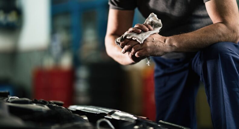 Principais motivos do vazamento de óleo do motor