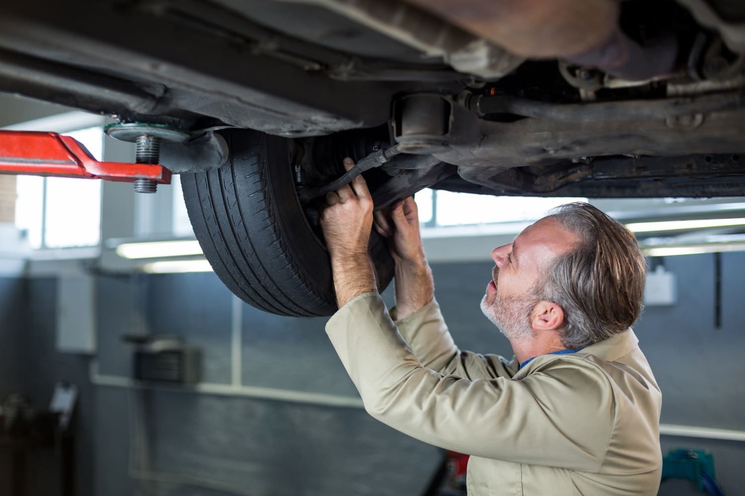 Sinais de que é hora de trocar os amortecedores do carro