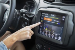 Tecnologia automotiva – como sensores e eletrônica embarcada mudaram a manutenção dos veículos
